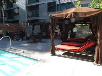 Pelican Spacious Suites Near Staple Center La Los Angeles
